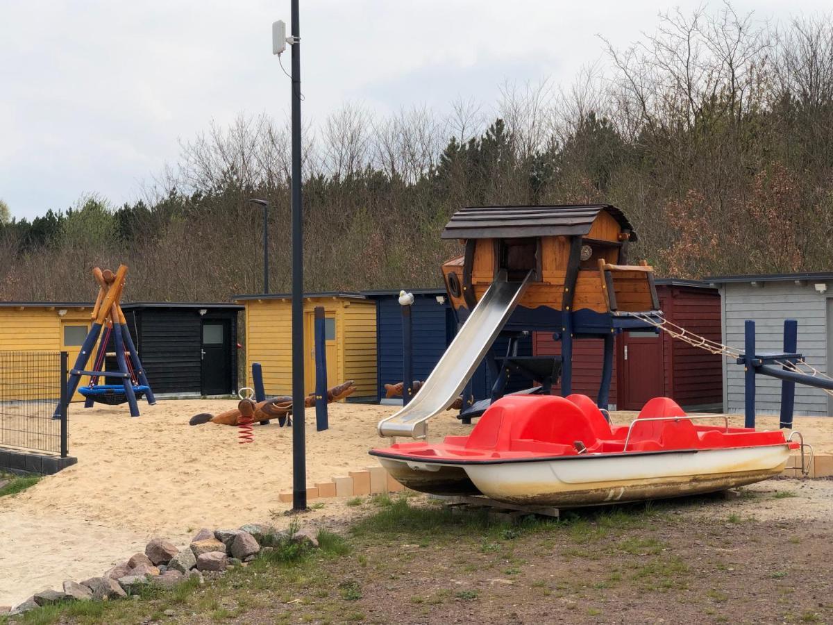 ビッターフェルト＝ヴォルフェン Hausboot Elandiヴィラ エクステリア 写真