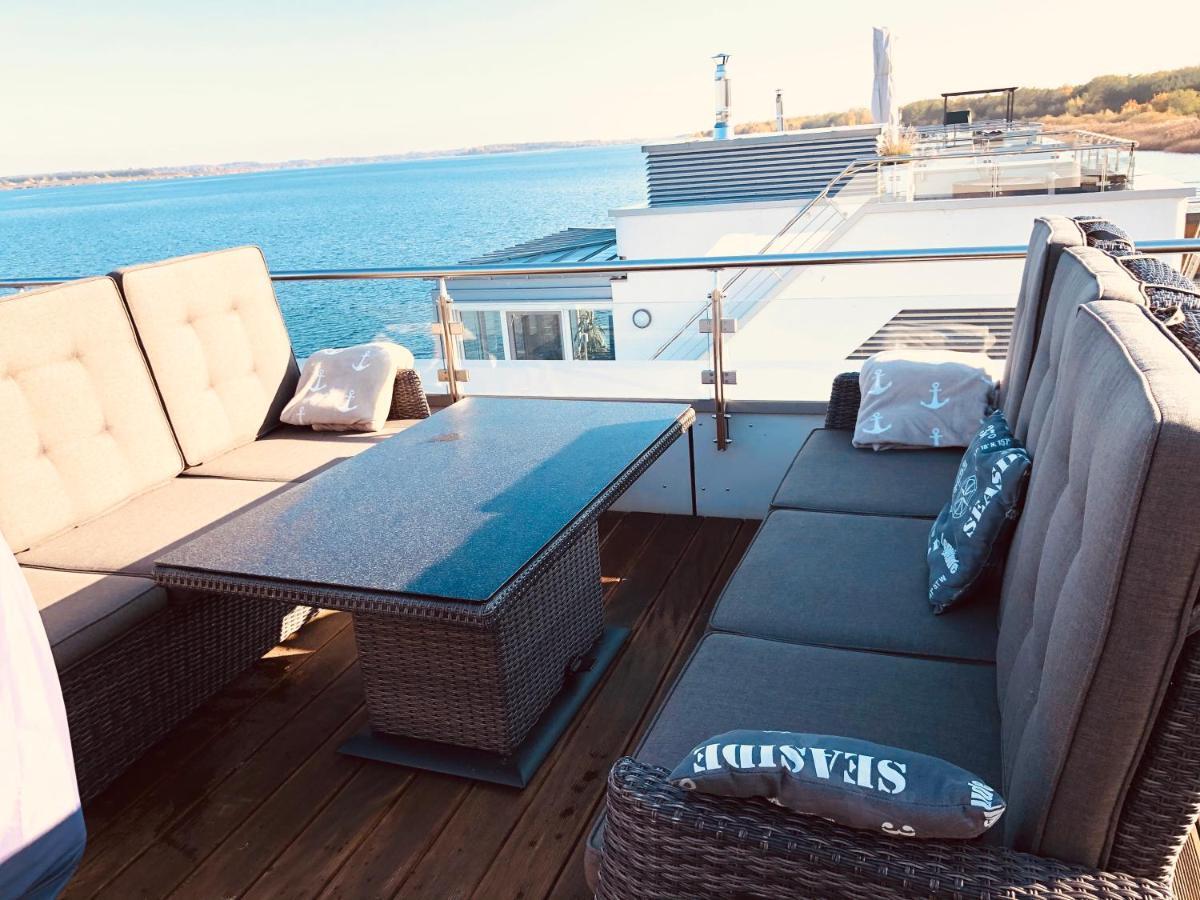 ビッターフェルト＝ヴォルフェン Hausboot Elandiヴィラ エクステリア 写真